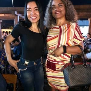 Meet your Posher, Raquel